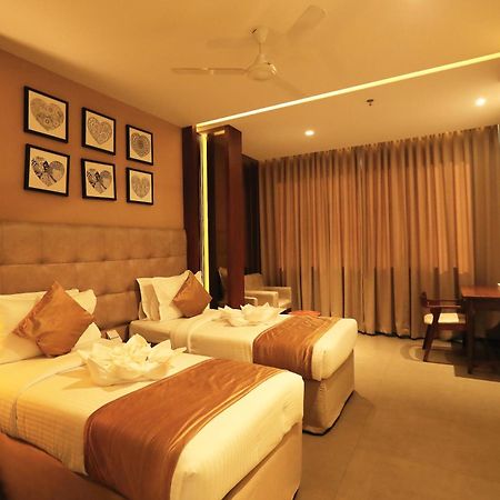 Magnet Hotel カンヌール エクステリア 写真