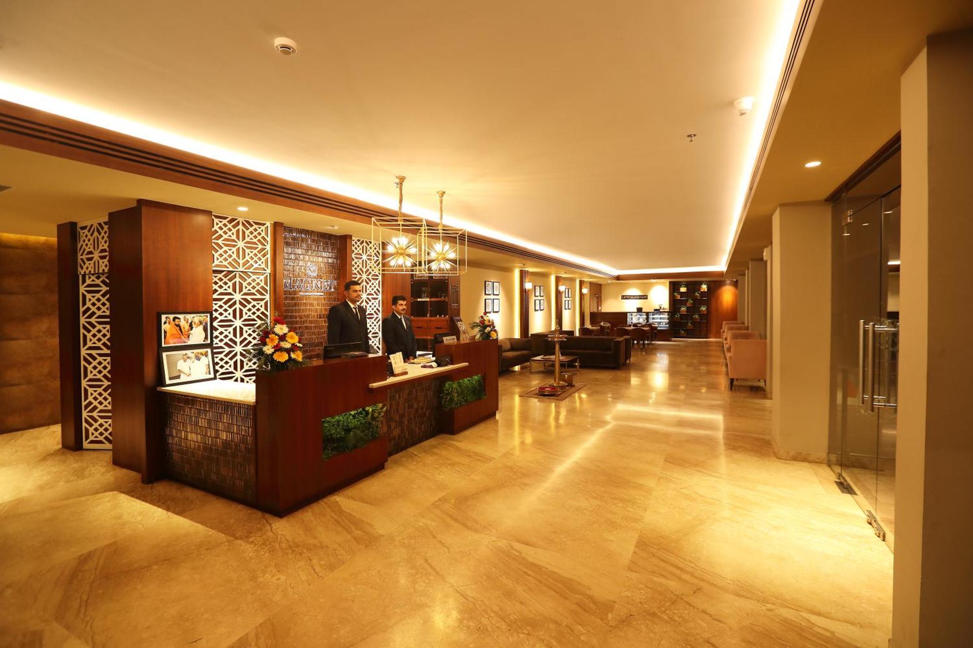 Magnet Hotel カンヌール エクステリア 写真